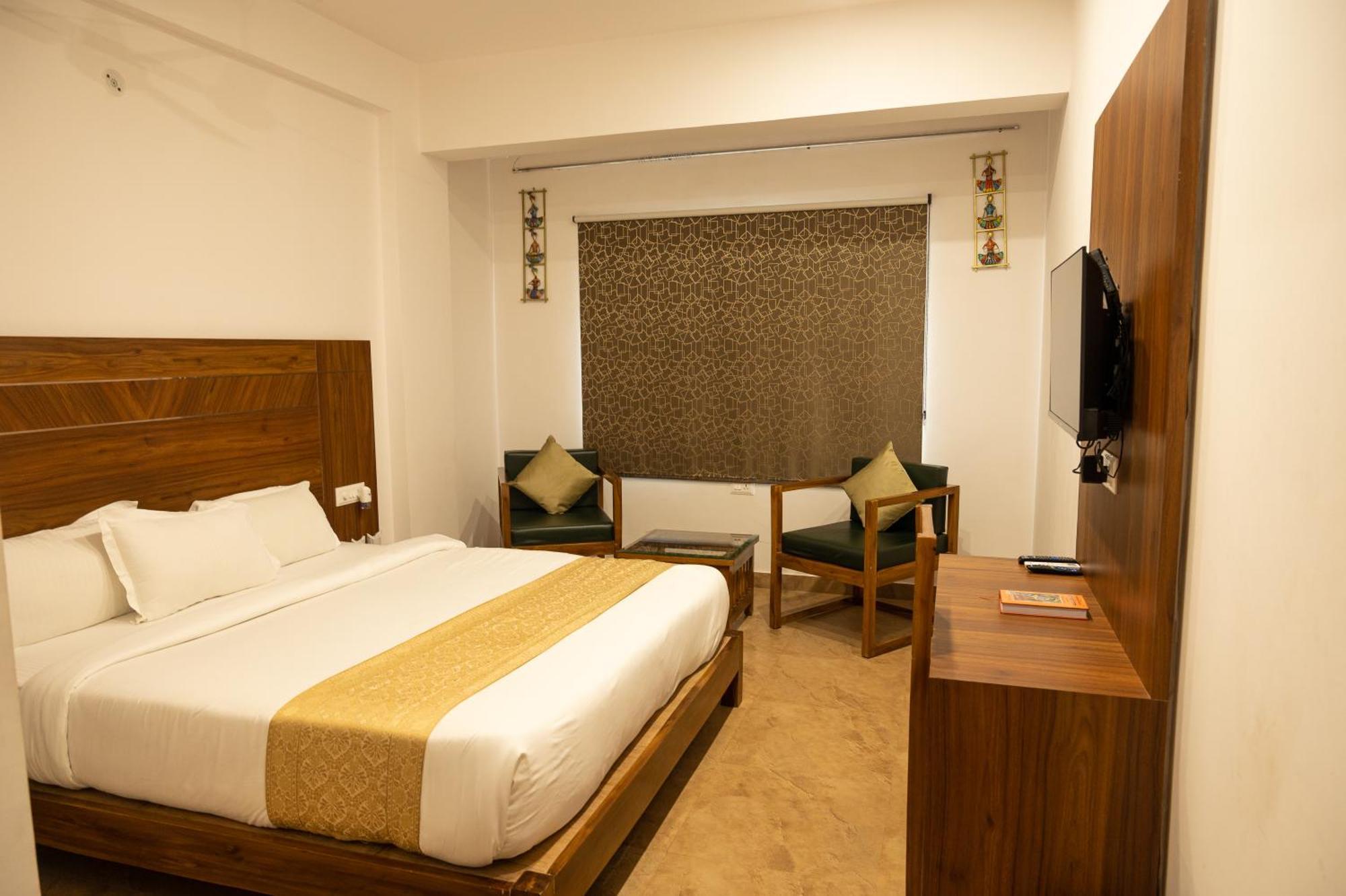 Amritara Ramila Kutir Hotell Ayodhya Eksteriør bilde