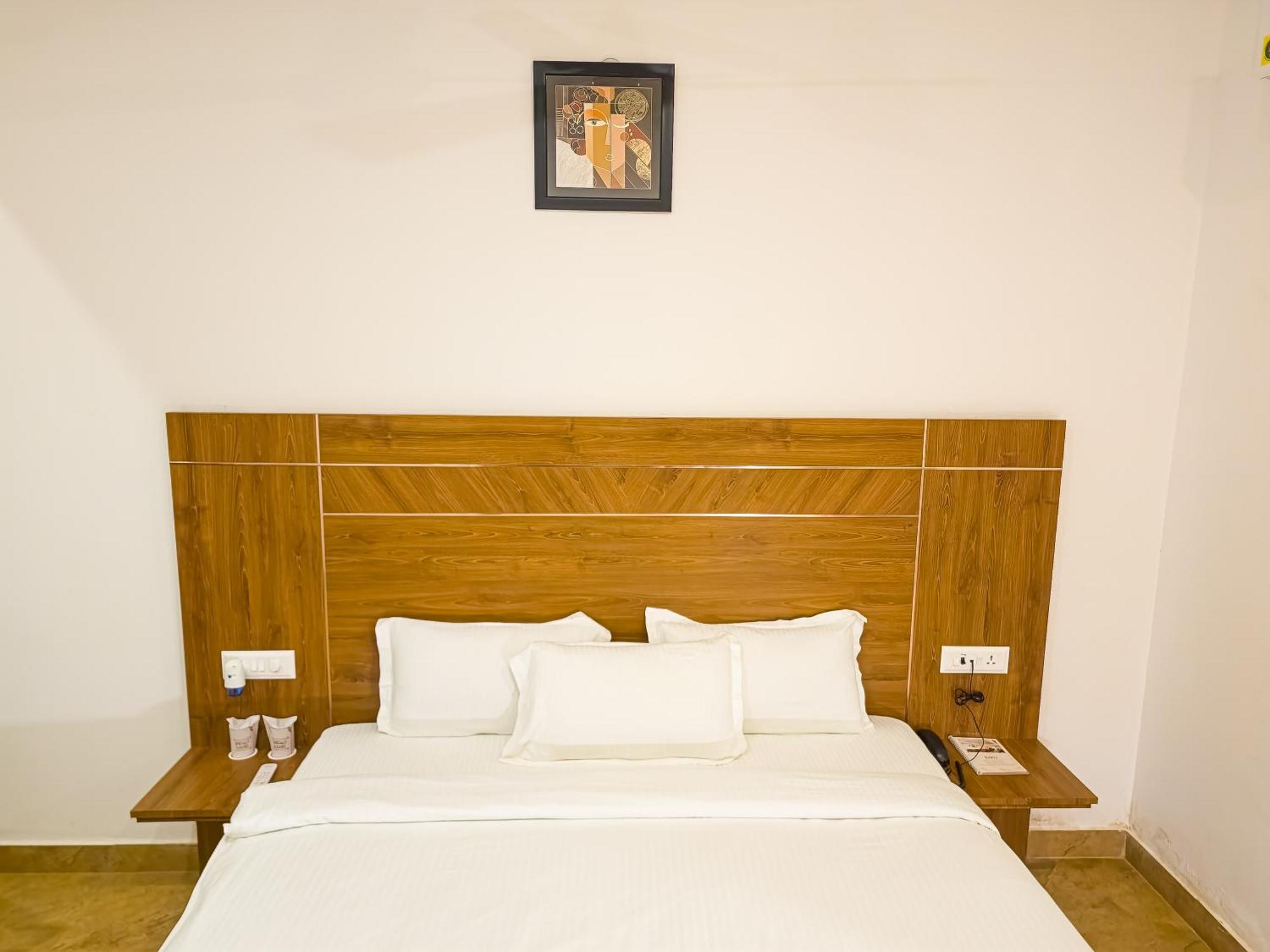 Amritara Ramila Kutir Hotell Ayodhya Eksteriør bilde