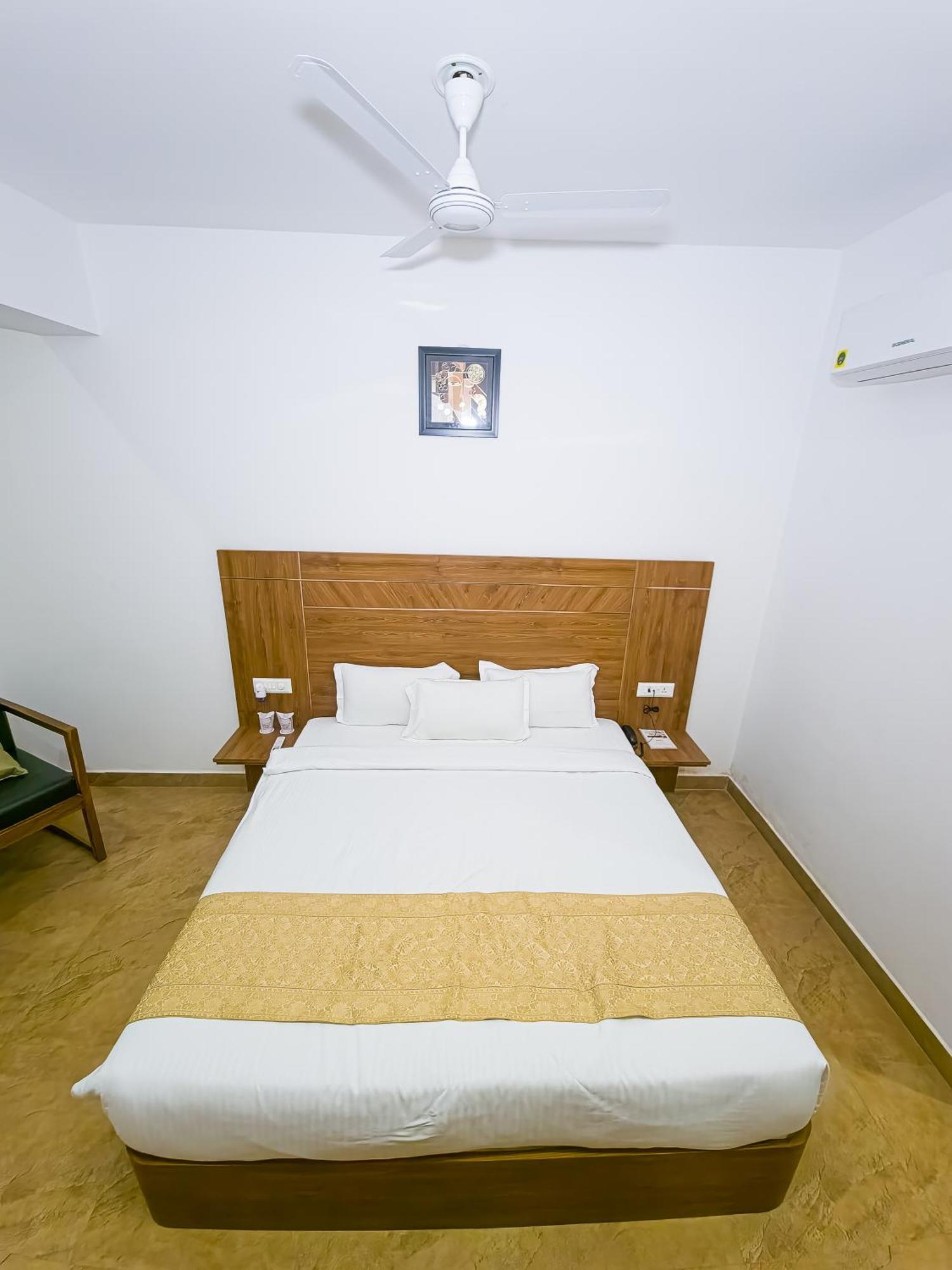 Amritara Ramila Kutir Hotell Ayodhya Eksteriør bilde