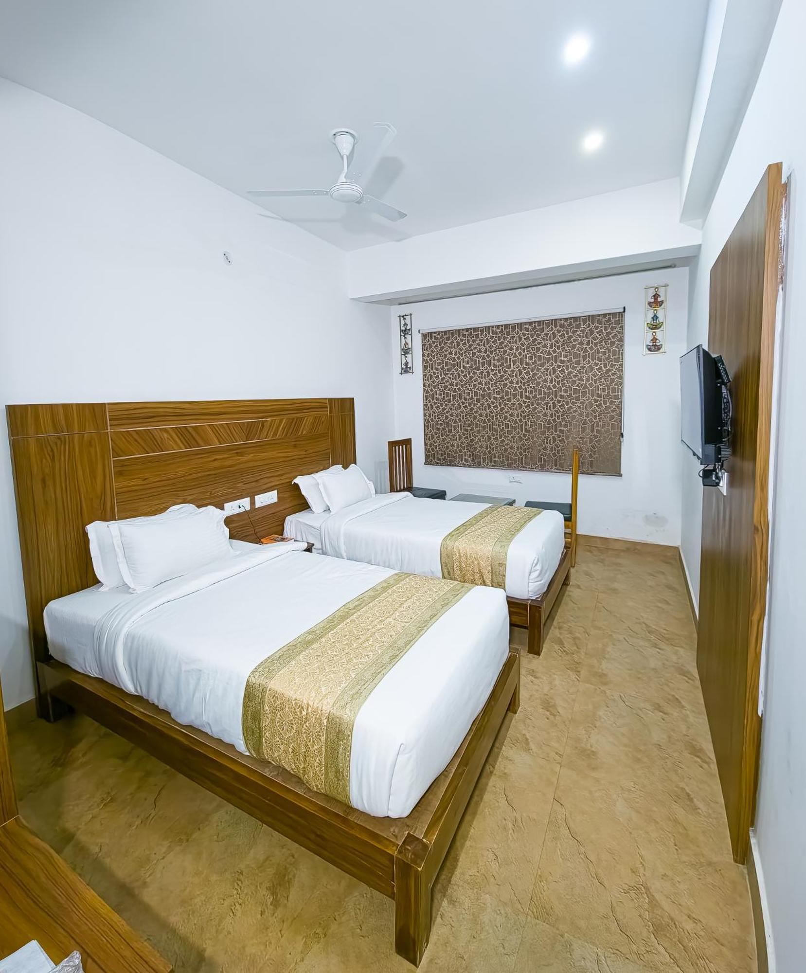 Amritara Ramila Kutir Hotell Ayodhya Eksteriør bilde